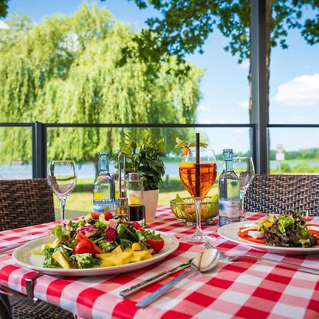 Strandhaus Am Inselsee Hotel Guestrow Exterior photo